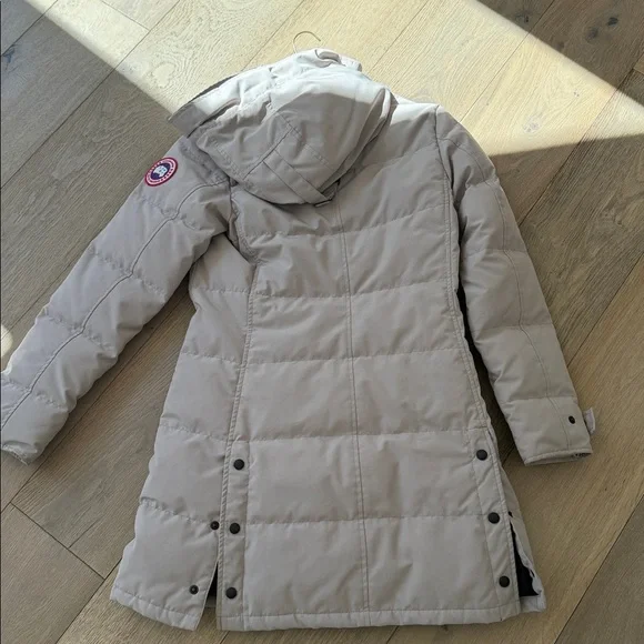 Canada Goose Light Beige (Limestone) Puffer Jacket with Hood - Picture 4 of 4
